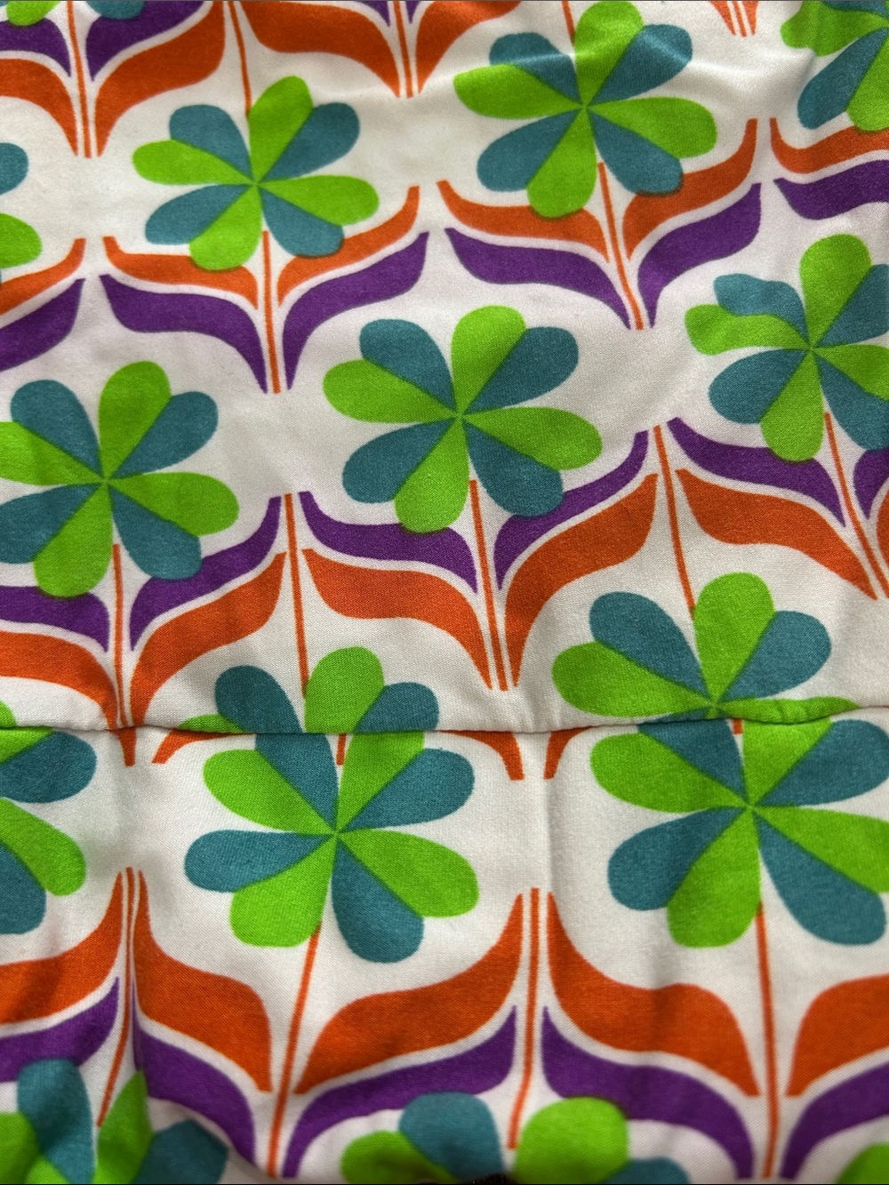 LuLaRoe Shamrock Retro Leggings in White, Green, Teal, Orange & Purple